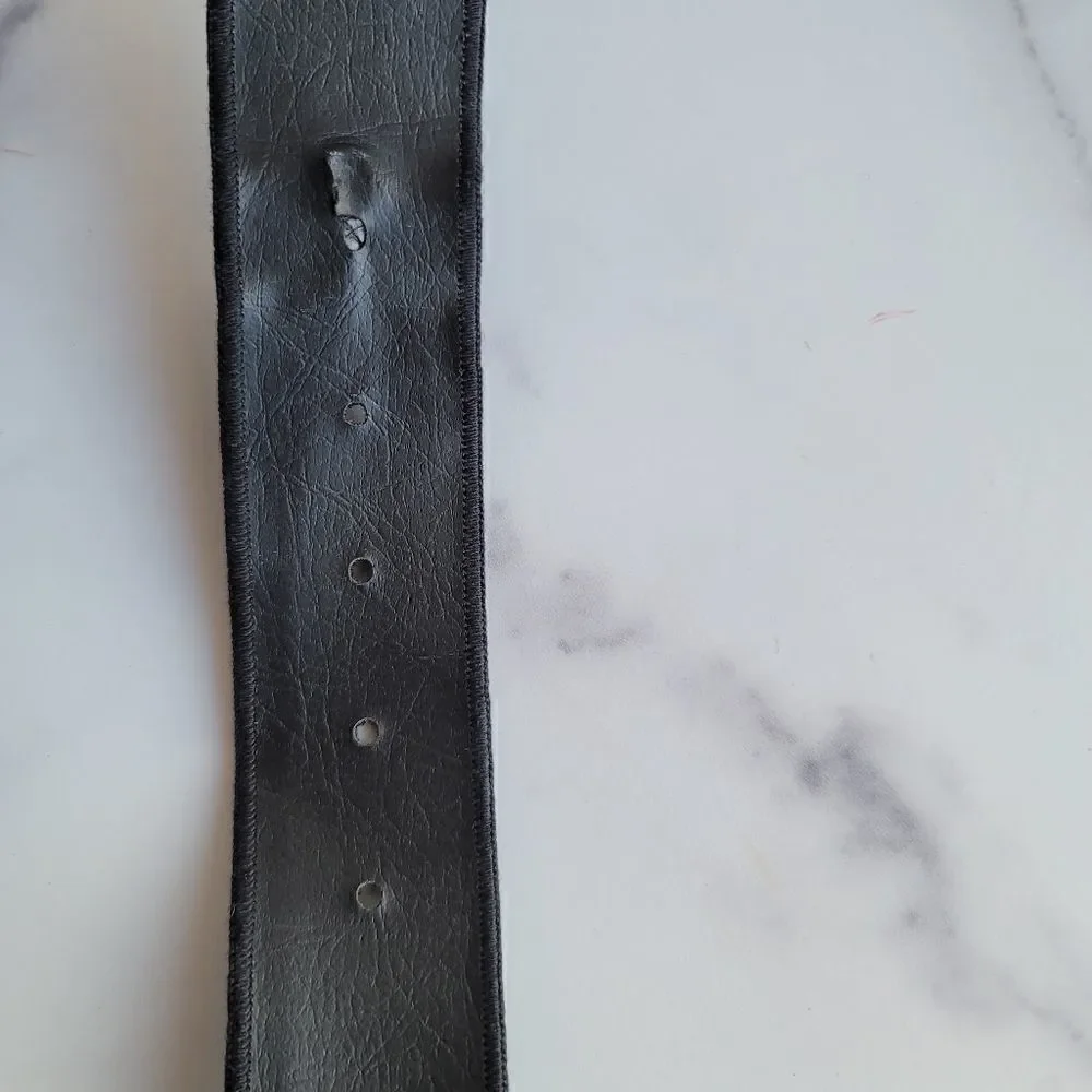 Black velvet silver buckle shell American vintage
